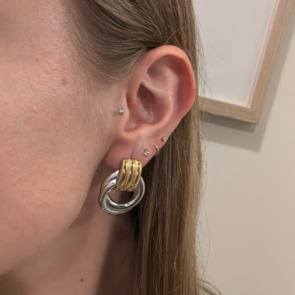 Chunky Bold Knot Stud Earrings Duo Tone Silver And Gold 25$